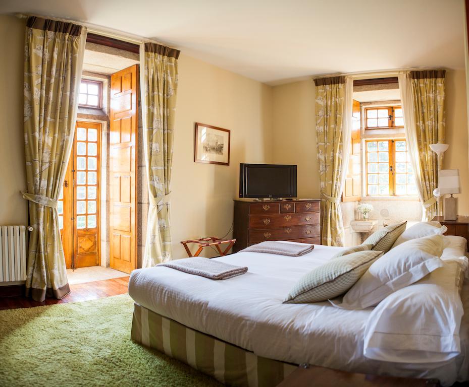 Pazo Da Touza Guest House นีกรัน ภายนอก รูปภาพ