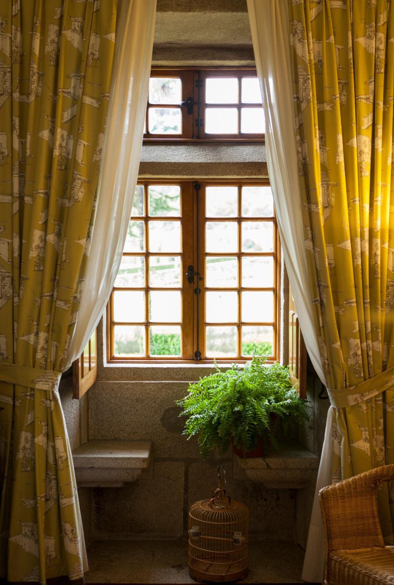 Pazo Da Touza Guest House นีกรัน ภายนอก รูปภาพ