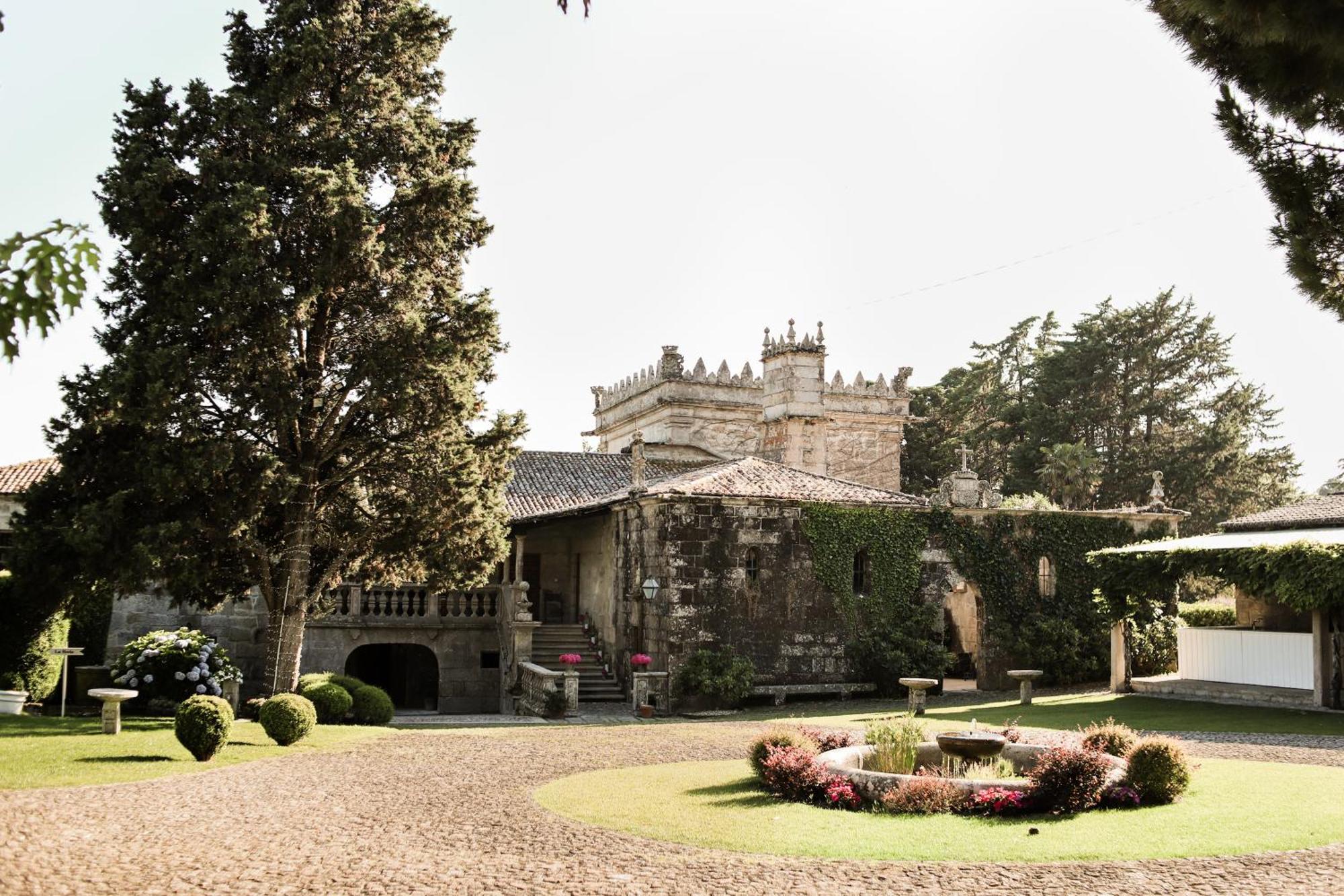 Pazo Da Touza Guest House นีกรัน ภายนอก รูปภาพ