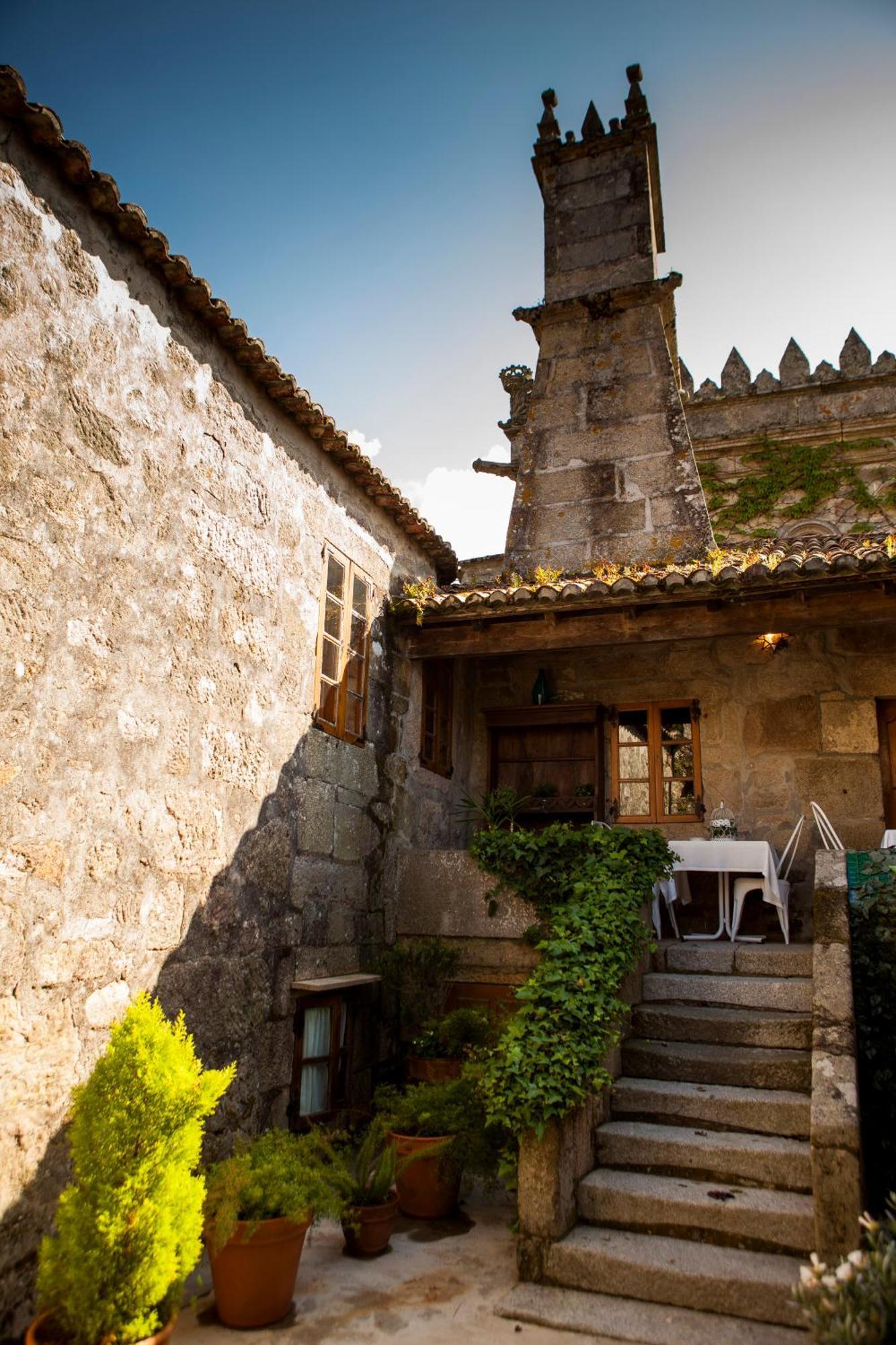 Pazo Da Touza Guest House นีกรัน ภายนอก รูปภาพ